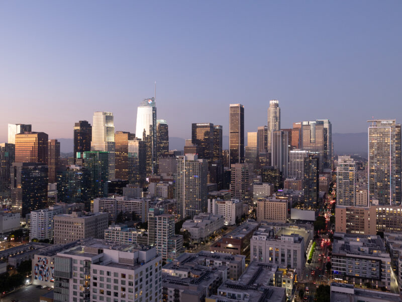 Eisner2024SunsetSkylineSocial305