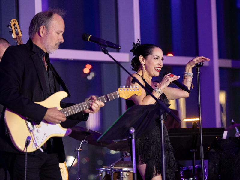 Eisner2024SunsetSkylineSocial475